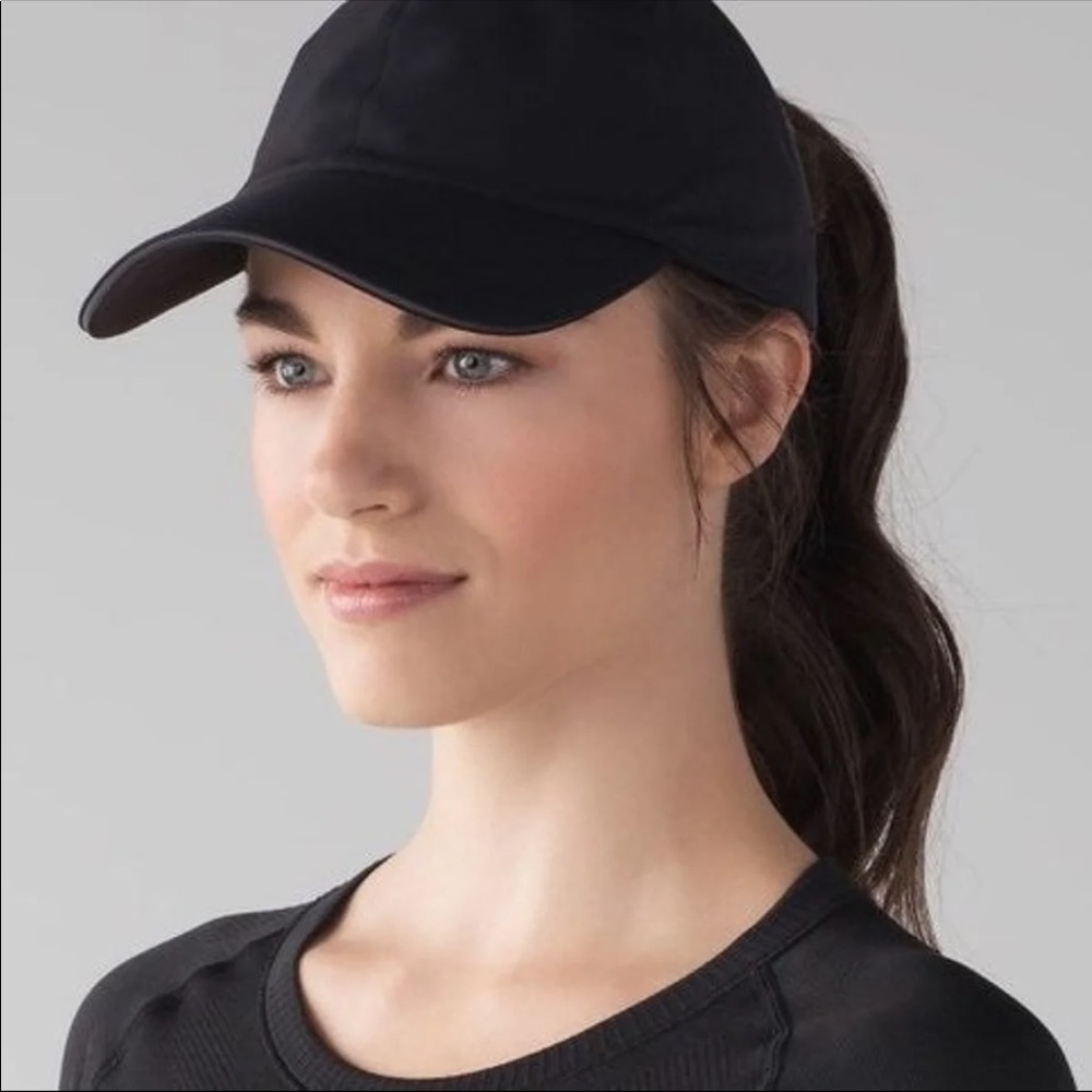 Black Lululemon Hat